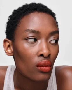 Prada LABIOS^Barra De Labios Monochrome Hyper Matte - O77 - Arancio