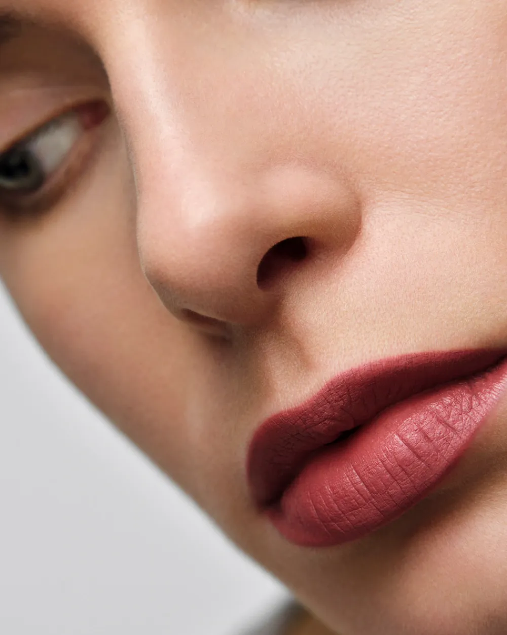 Prada LABIOS^Barra De Labios Monochrome Hyper Matte - P59 - Amarena