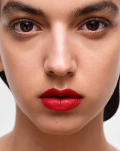Prada LABIOS^Barra De Labios Monochrome Hyper Matte - R28 - Fuoco