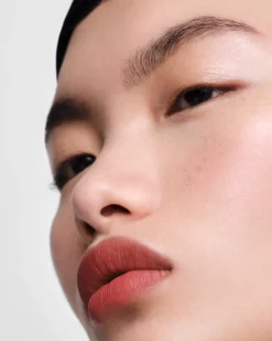 Prada LABIOS^Barra De Labios Monochrome Soft Matte - B103 - Auburn