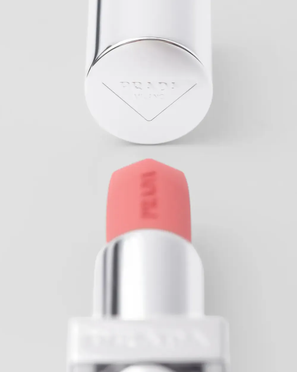 Prada LABIOS^Barra De Labios Monochrome Soft Matte - P155 - Blush