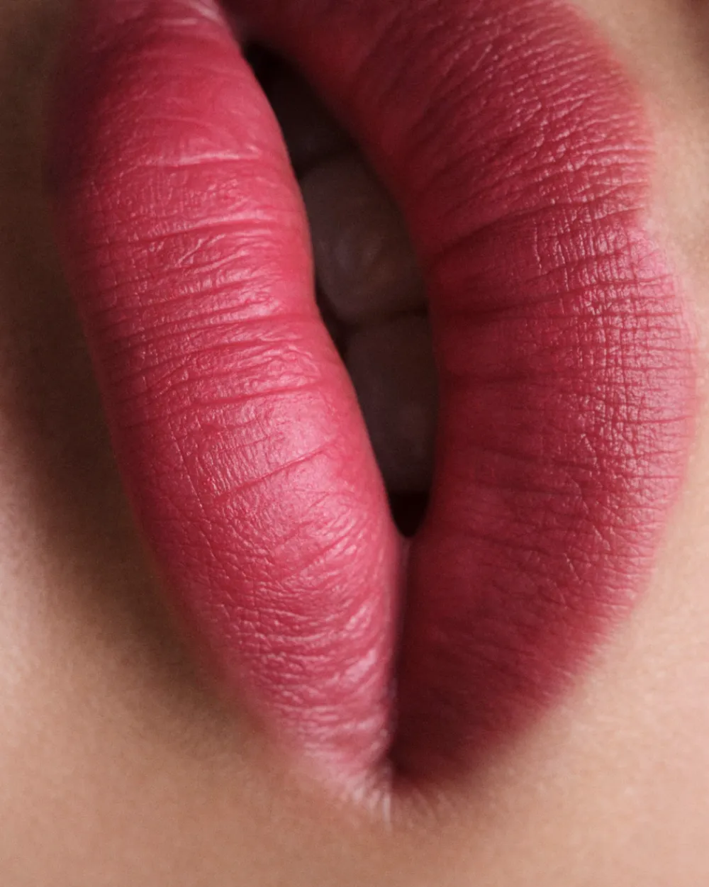 Prada LABIOS^Barra De Labios Monochrome Soft Matte - P157 - Pourpre