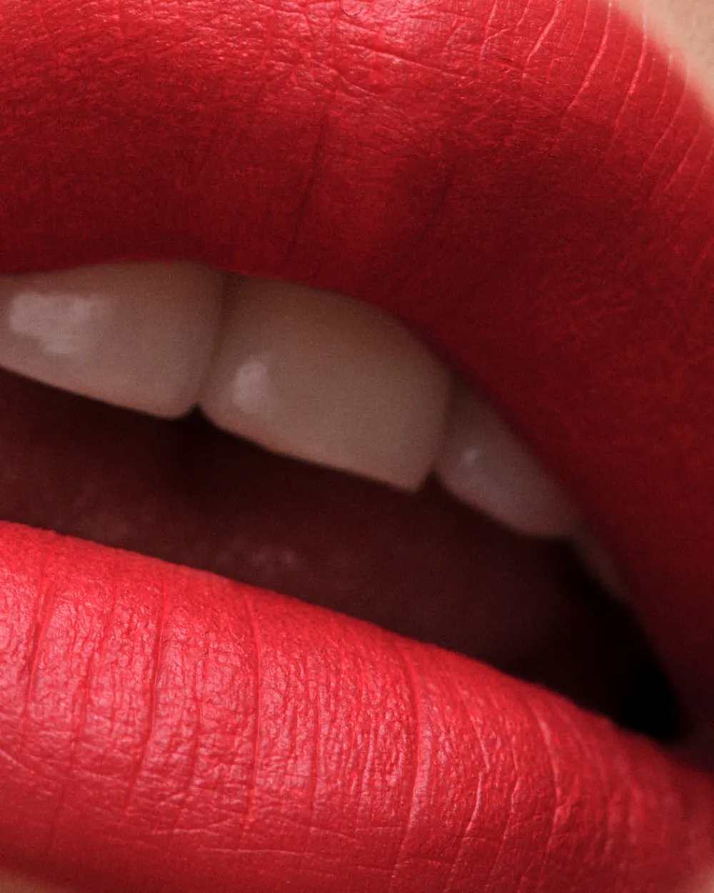 Prada LABIOS^Barra De Labios Monochrome Soft Matte - R129 - Lacca
