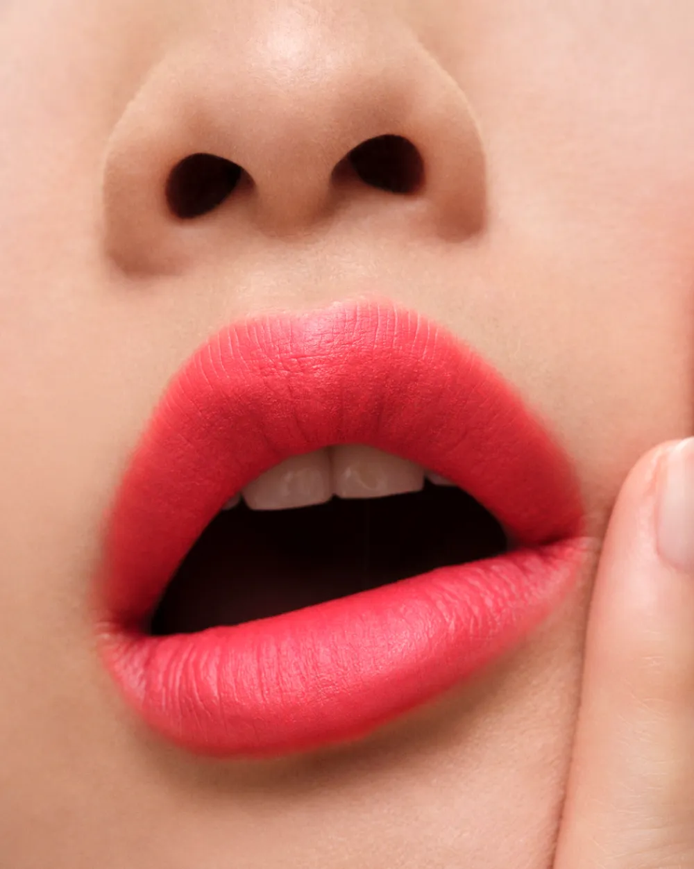 Prada LABIOS^Barra De Labios Monochrome Soft Matte - R126 - Scarlatto