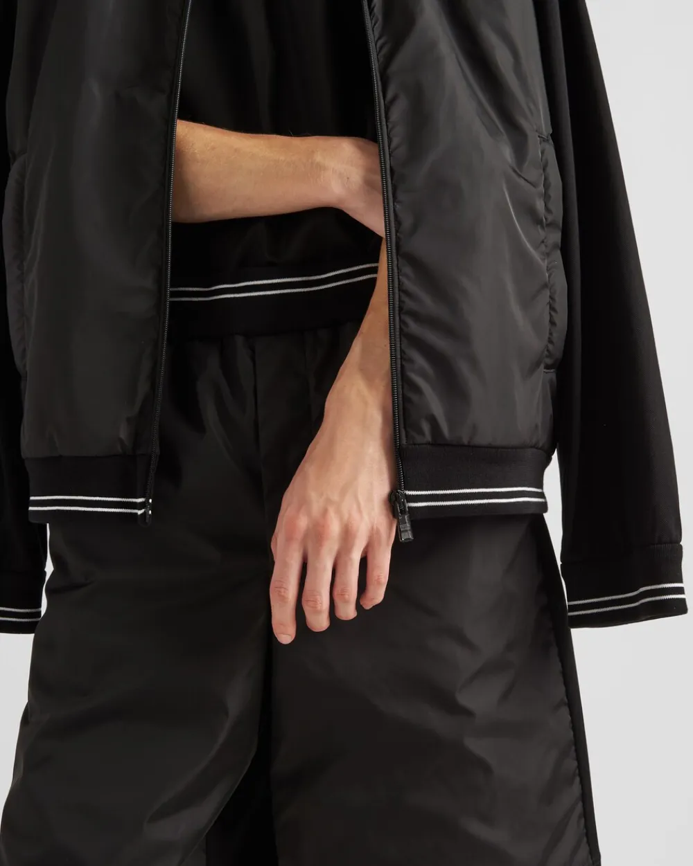 Hombre Prada ROPA DEPORTIVA Y SUDADERAS^Bermudas De Piqué Con Detalles De Re-nylon