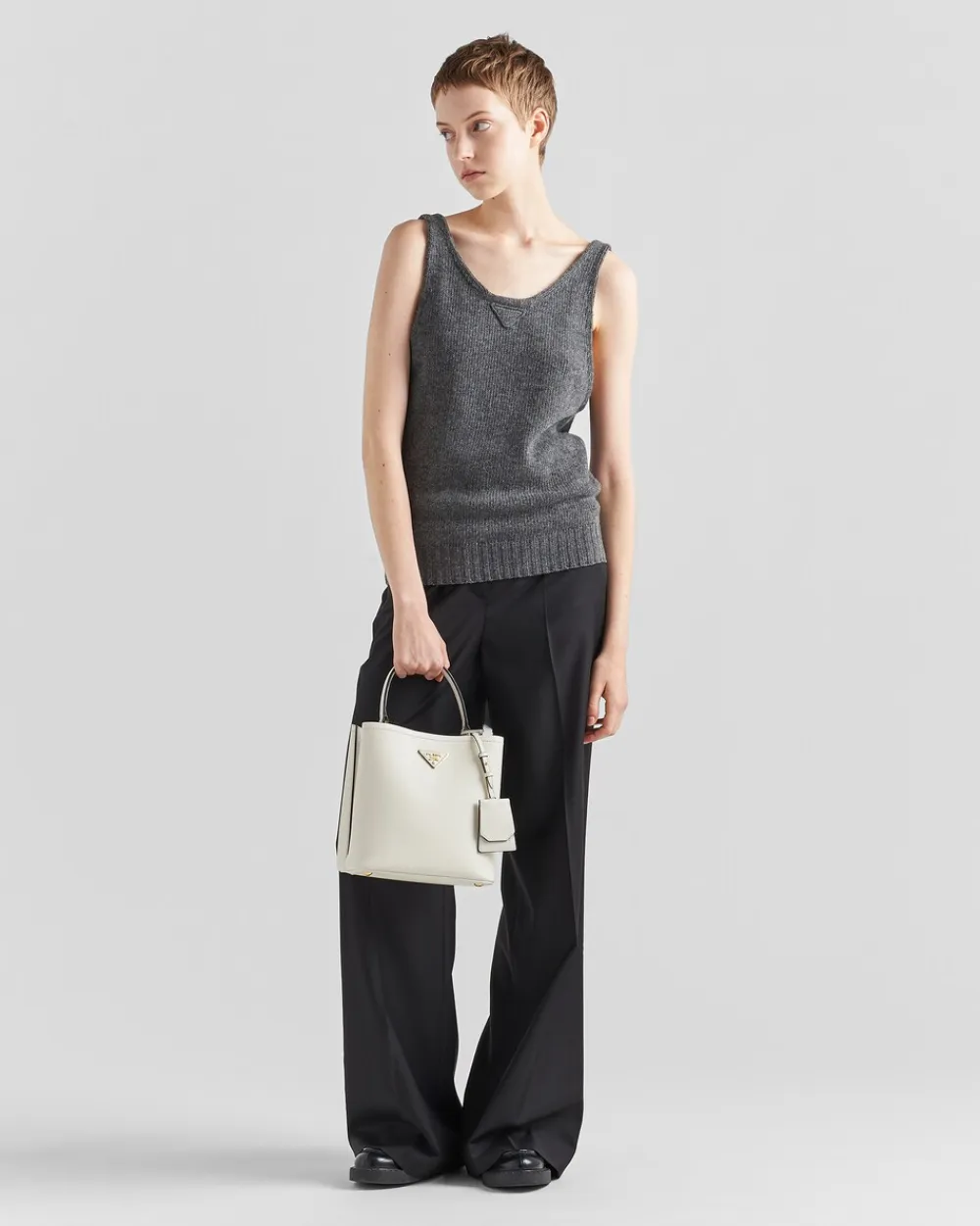 Mujer Prada BOLSOS CON ASA SUPERIOR|BOLSOS CON ASA SUPERIOR^Bolso De Piel Saffiano Panier