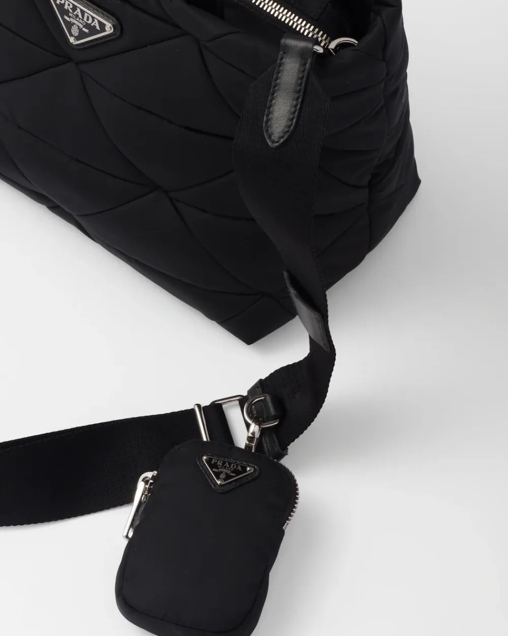 Mujer Prada COLECCIÓN FEMENINA|BOLSOS GRANDES^Bolso De Re-nylon Acolchado