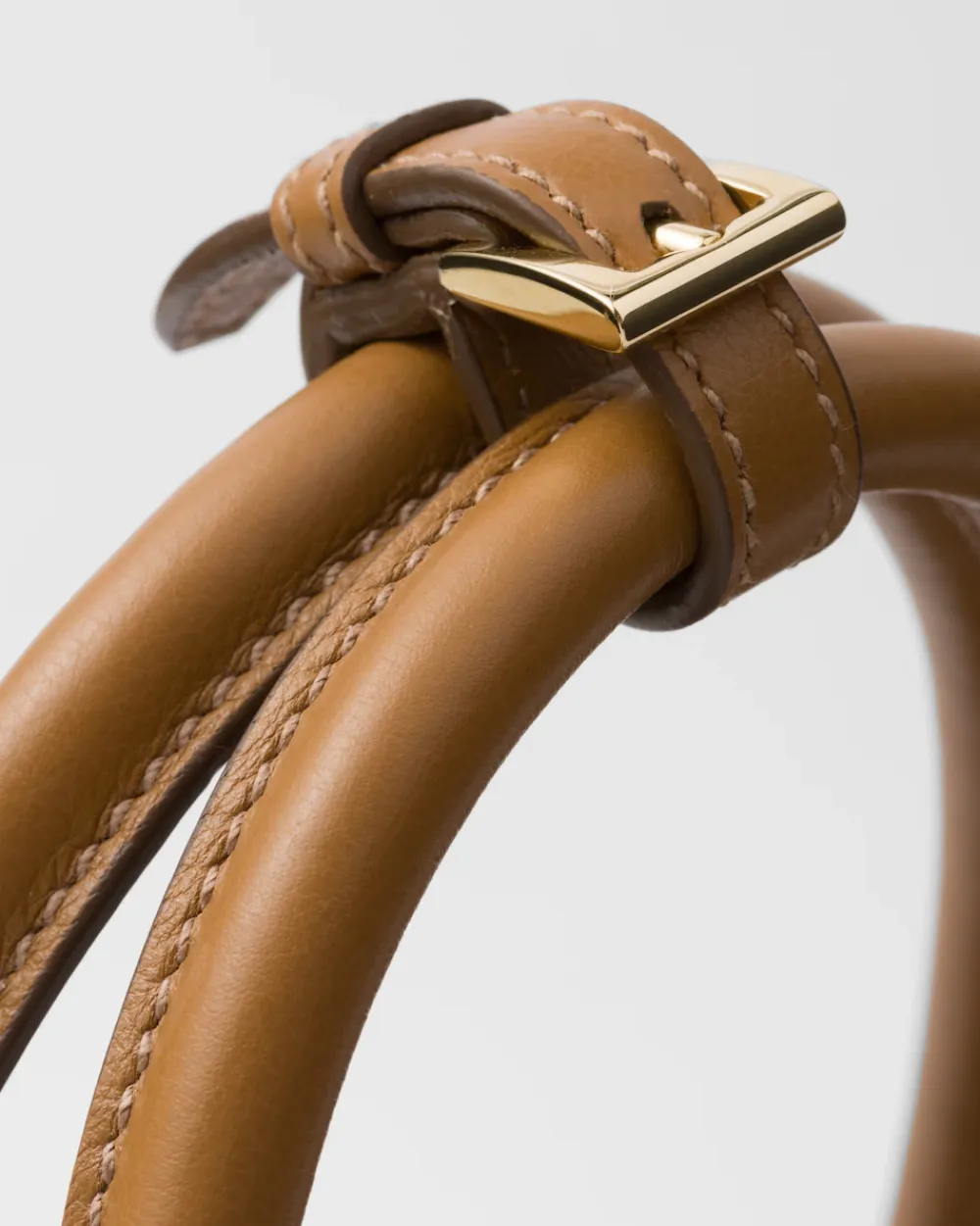 Mujer Prada PRADA BUCKLE|BOLSOS CON ASA SUPERIOR^Bolso Grande De Piel Buckle Con Cinturón