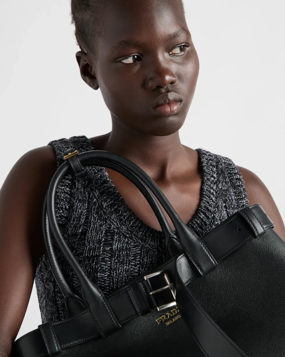Mujer Prada PRADA BUCKLE|BOLSOS CON ASA SUPERIOR^Bolso Grande De Piel Buckle Con Cinturón