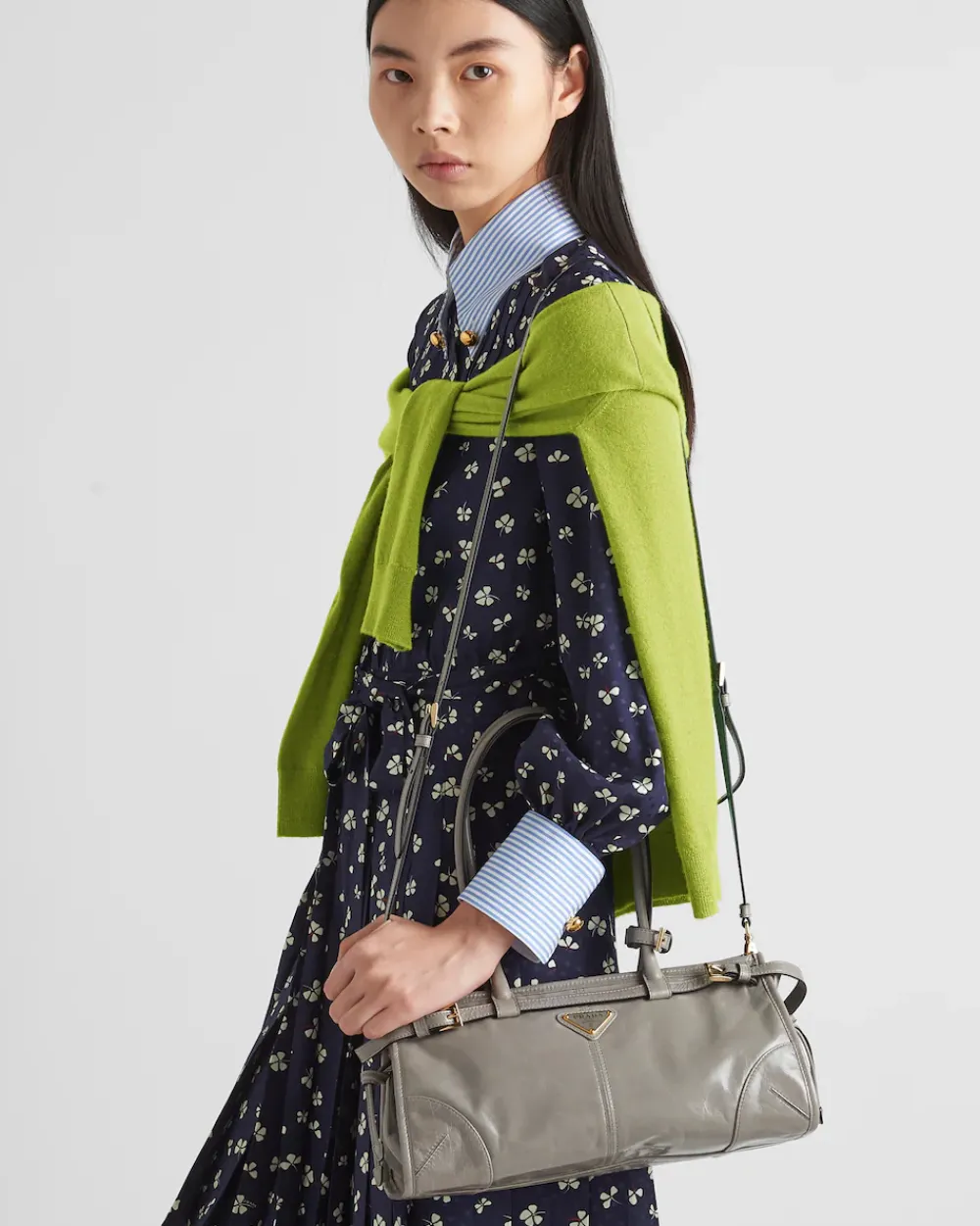 Mujer Prada BOLSOS CON ASA SUPERIOR|BOLSOS CON ASA SUPERIOR^Bolso Mediano De Piel