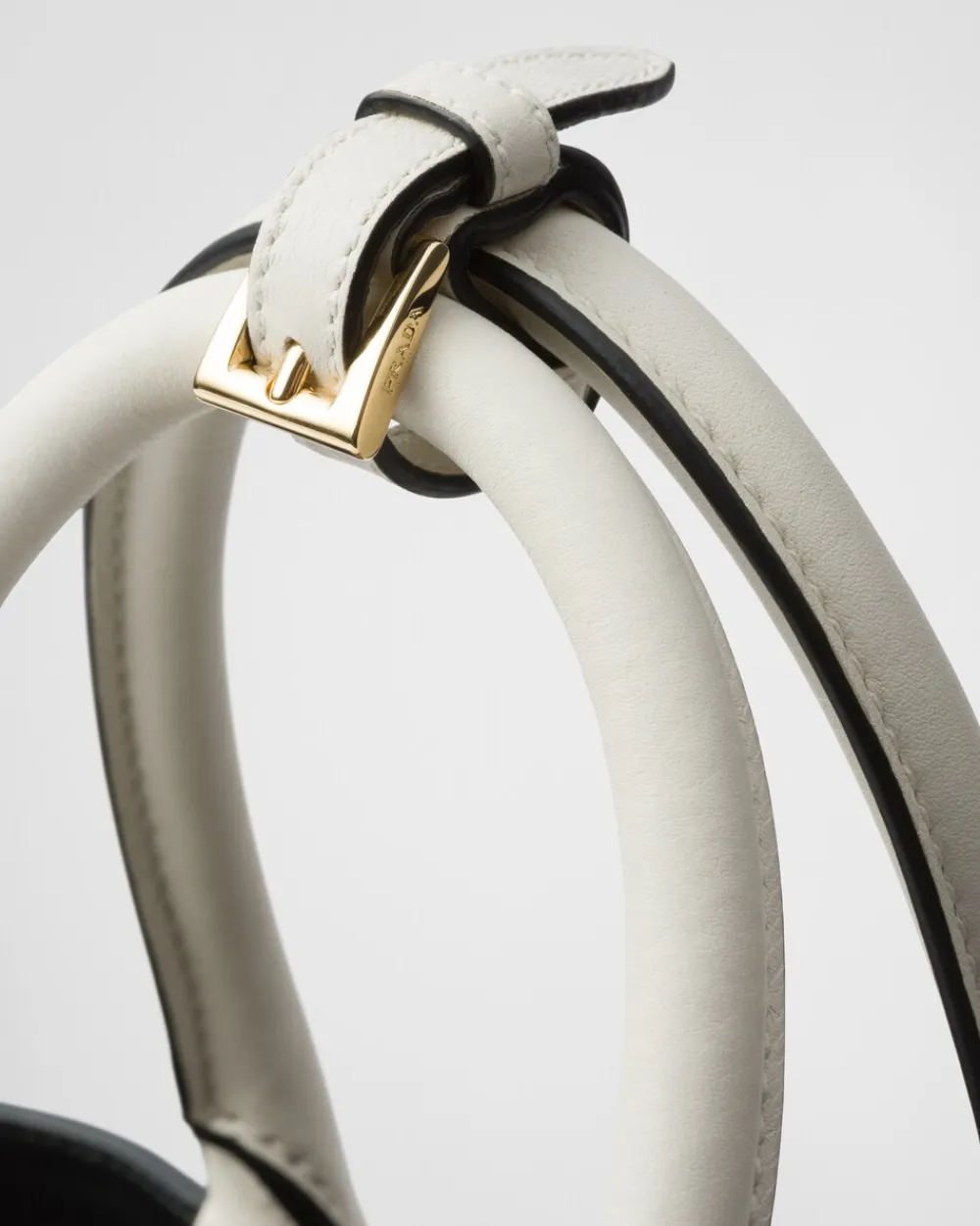 Mujer Prada PRADA BUCKLE|BOLSOS CON ASA SUPERIOR^Bolso Mediano De Piel Buckle Con Apliques