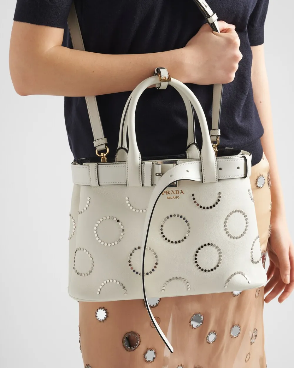 Mujer Prada PRADA BUCKLE|BOLSOS CON ASA SUPERIOR^Bolso Mediano De Piel Buckle Con Apliques