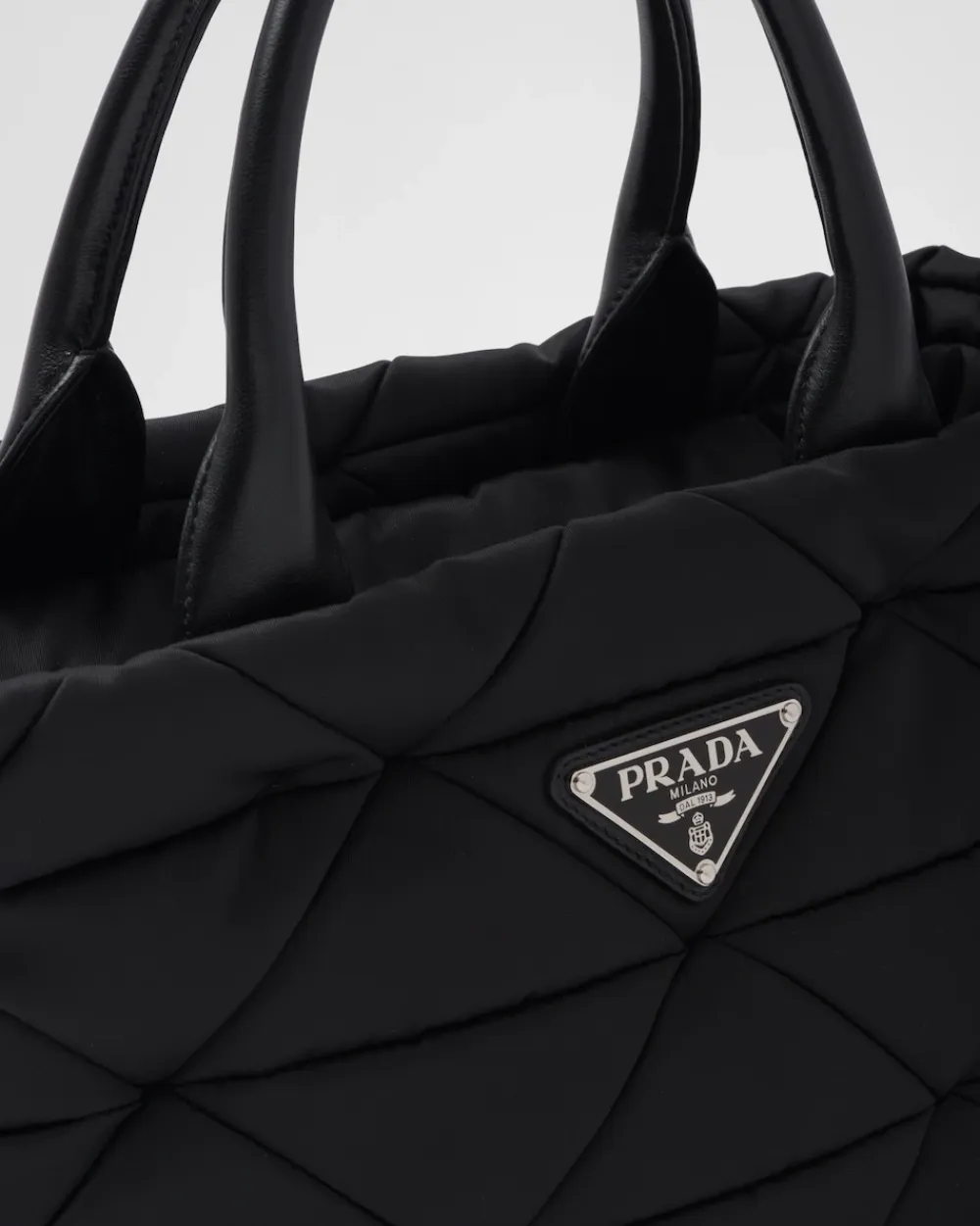 Mujer Prada COLECCIÓN FEMENINA|BOLSOS GRANDES^Bolso Tote De Re-nylon Acolchado Pequeño