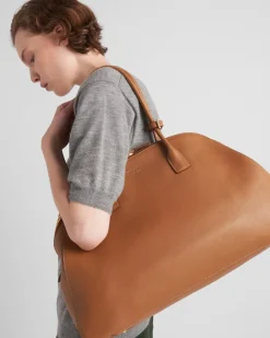Mujer Prada BOLSOS GRANDES|BOLSOS GRANDES^Bolso Tote Grande De Piel Con Cierre De Cremallera