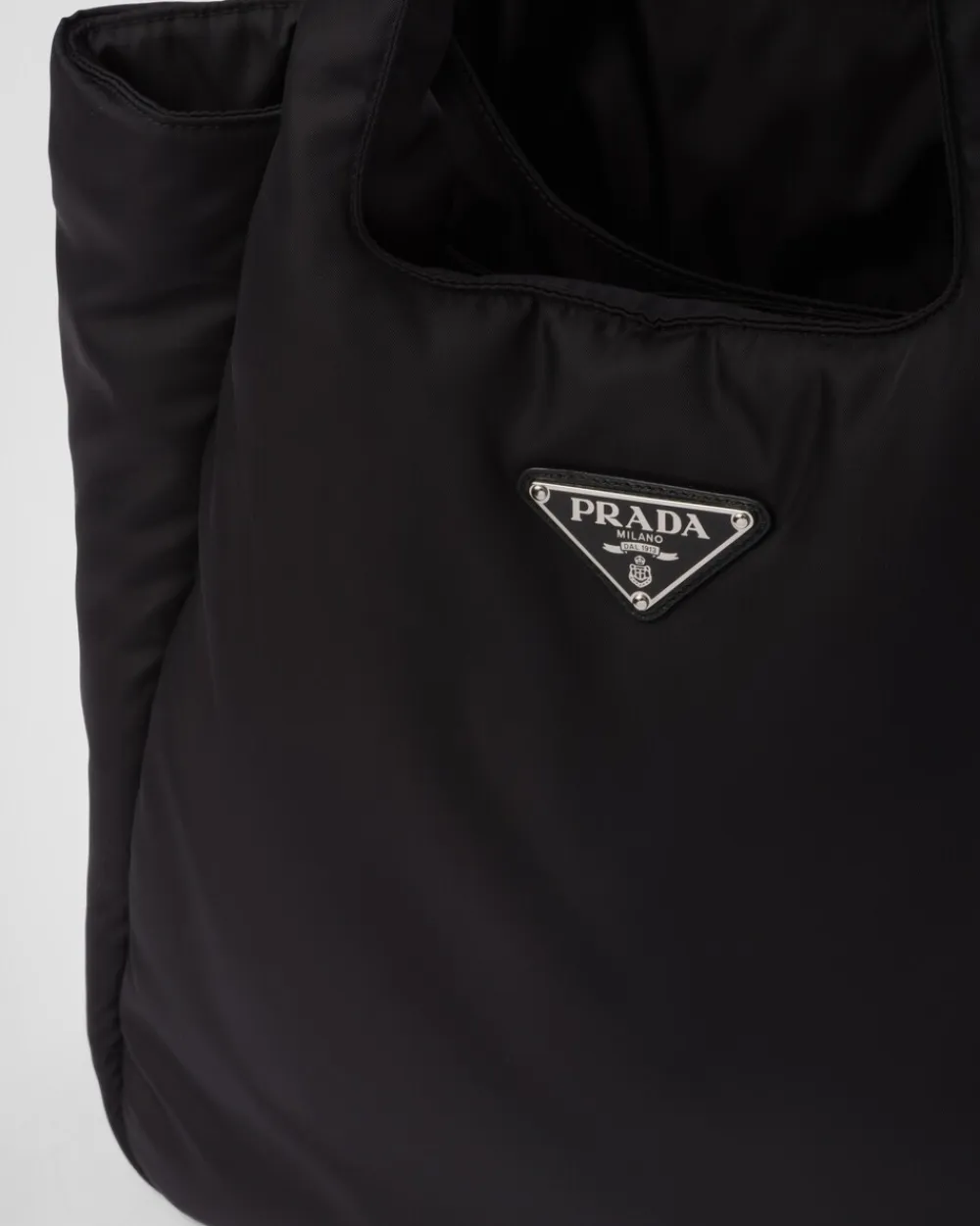 Prada COLECCIÓN FEMENINA^Bolso Tote Grande De Re-nylon Acolchado
