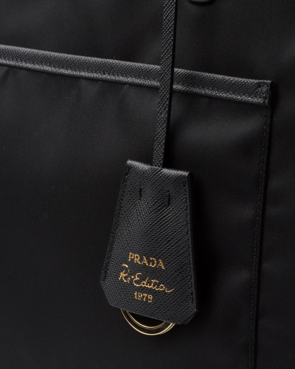Mujer Prada COLECCIÓN FEMENINA|BOLSOS GRANDES^Bolso Tote Grande De Re-nylon Y Piel Saffiano Re-edition 1978
