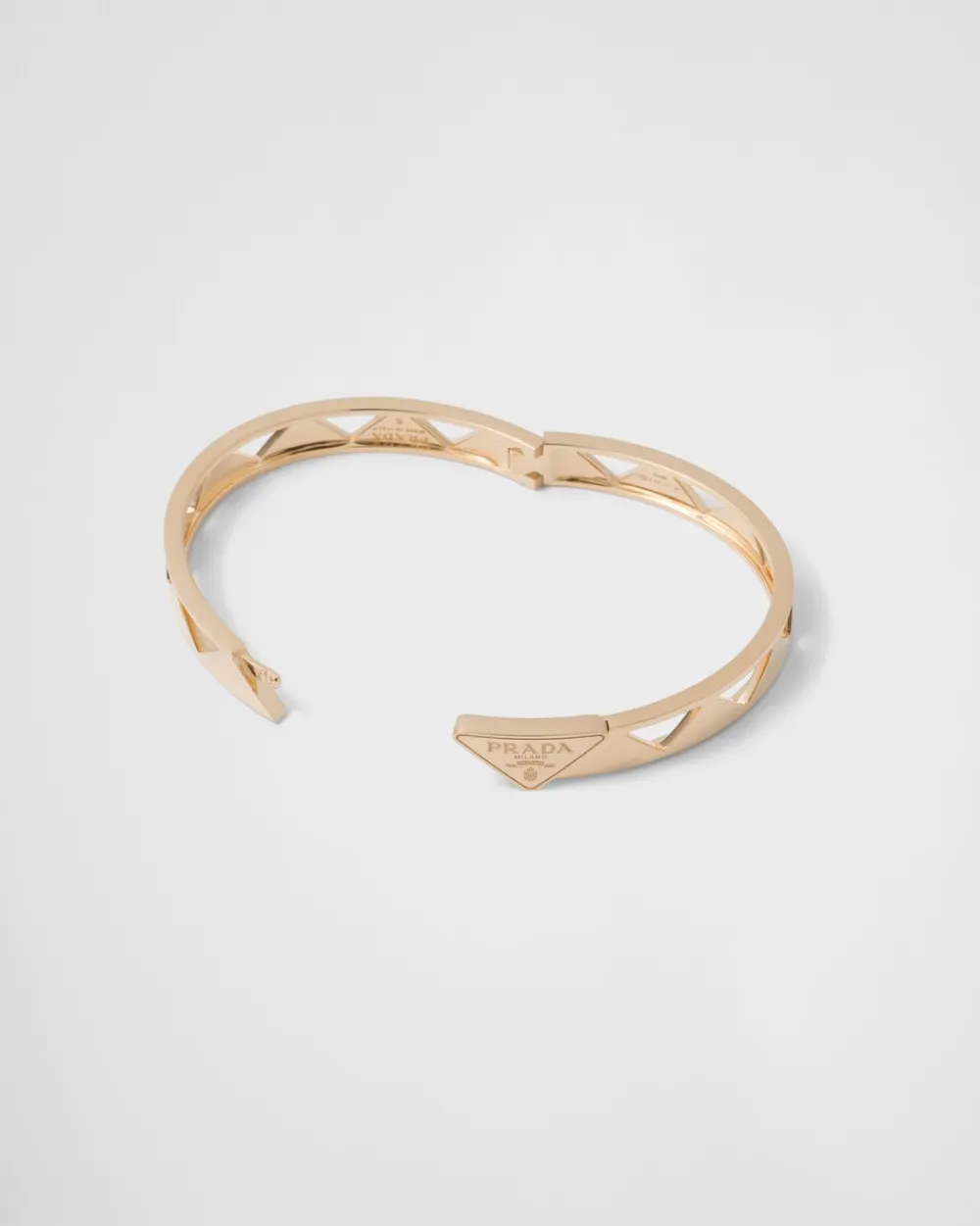 Mujer Prada COLECCIÓN DE JOYERÍA ELEGANTE^Brazalete Con Detalle Calado Eternal Gold De Oro Amarillo