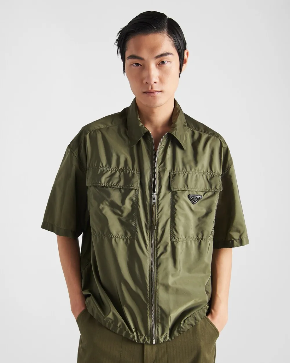 Hombre Prada CAMISAS^Camisa De Manga Corta En Ligero Re-nylon