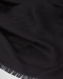 Mujer Prada BUFANDAS Y PAÑUELOS^Chal De Jacquard De Seda Y Lana Con Motivo Symbole