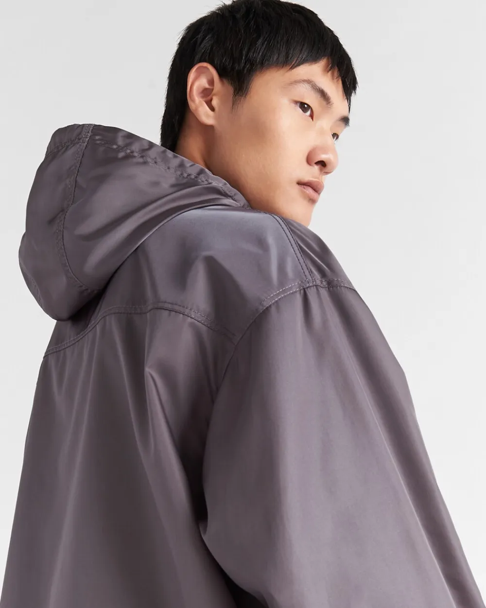 Hombre Prada COLECCIÓN MASCULINA|ROPA DE ABRIGO^Chaqueta Técnica De Re-nylon Con Capucha