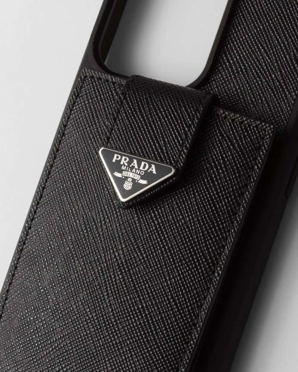 Hombre Prada ACCESORIOS TECNOLÓGICOS Y LLAVEROS^Funda Para Iphone 15 Pro Max De Piel Saffiano