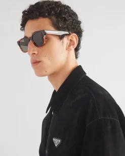 Hombre Prada GAFAS DE SOL^Gafas De Sol Con Una Icónica Placa De Metal