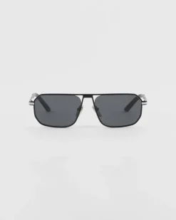 Hombre Prada GAFAS DE SOL^Gafas De Sol Con Una Icónica Placa De Metal