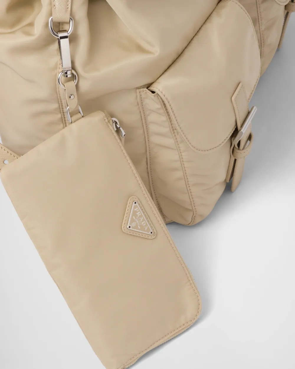 Mujer Prada COLECCIÓN FEMENINA|MOCHILAS Y RIÑONERAS^Mochila De Re-nylon Mediana