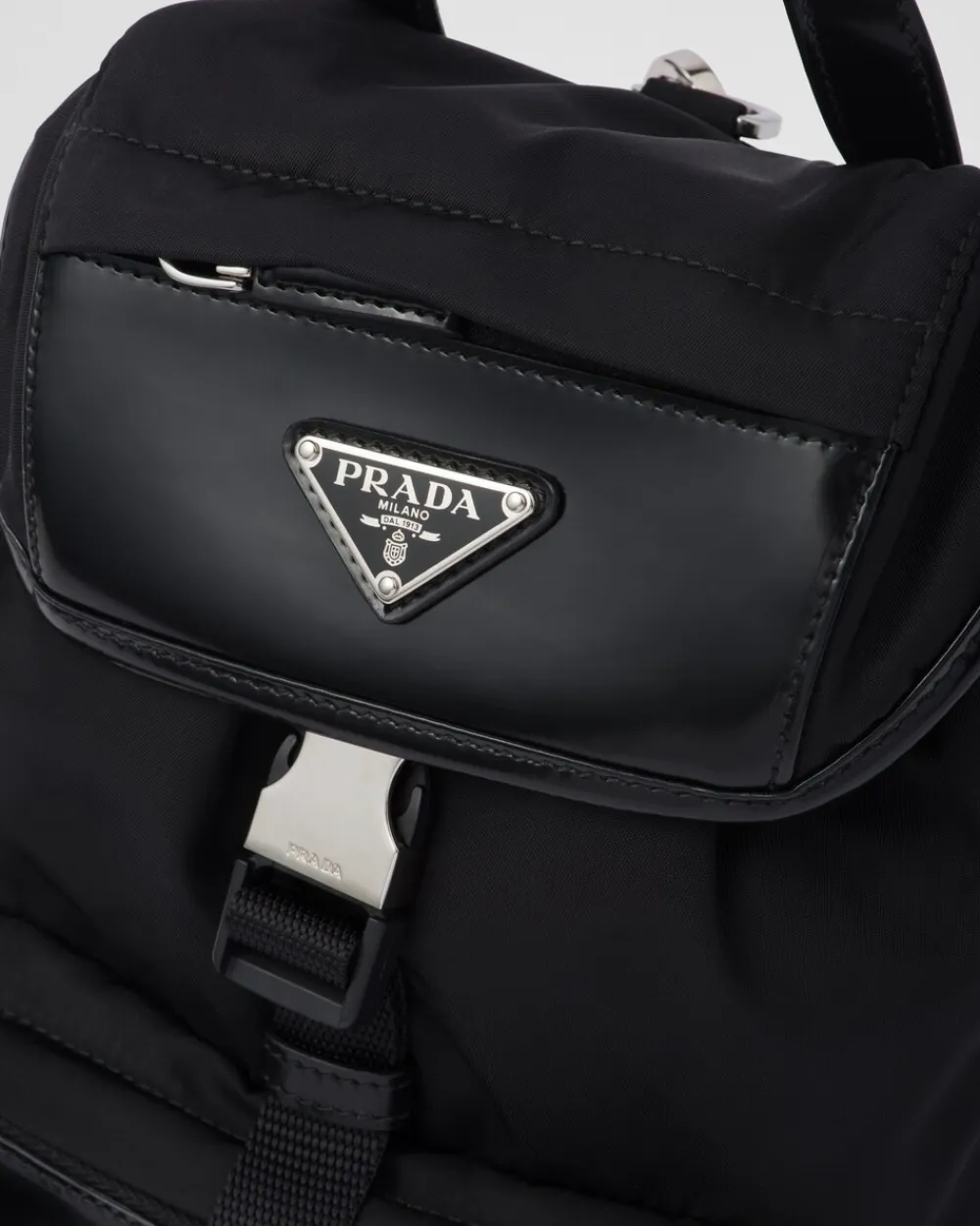 Hombre Prada MOCHILAS Y RIÑONERAS^Mochila De Re-nylon Y Piel Cepillada
