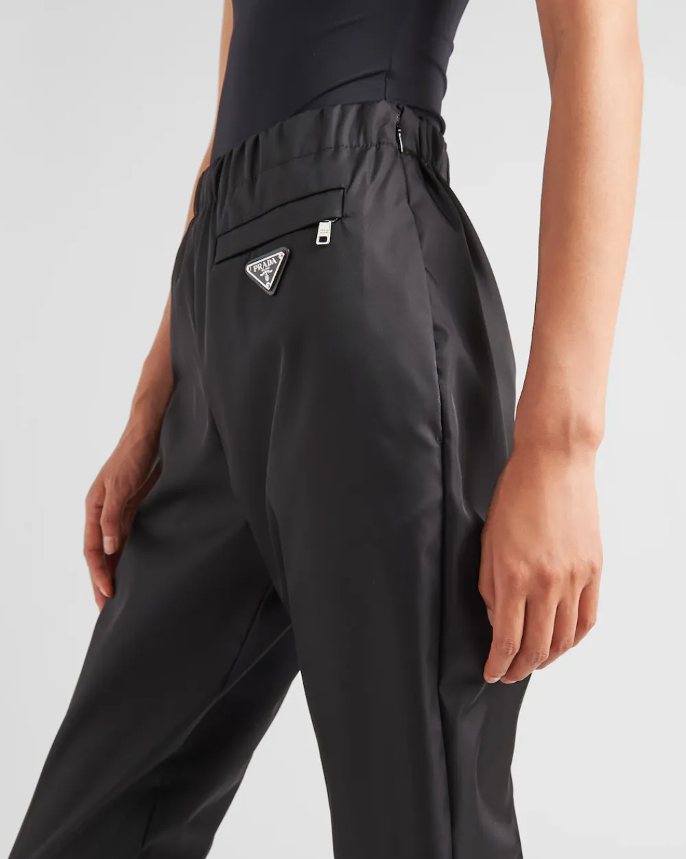 Mujer Prada COLECCIÓN FEMENINA|PANTALONES LARGOS Y CORTOS^Pantalones De Gabardina De Re-nylon