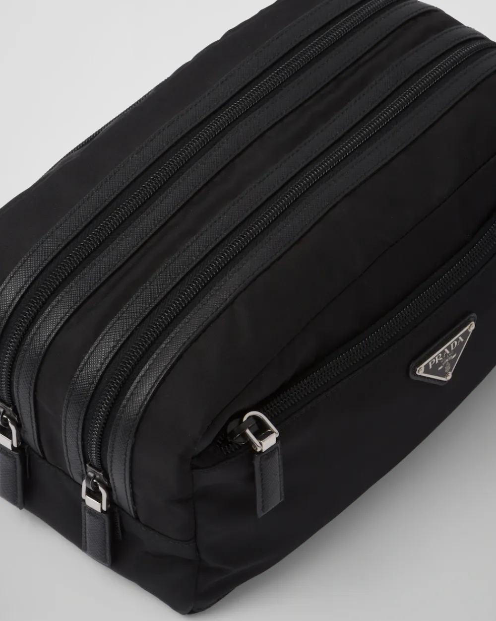 Mujer/Hombre Prada BOLSAS Y ACCESORIOS DE VIAJE|BOLSAS Y ACCESORIOS DE VIAJE^Pouch De Viaje De Re-nylon Y Piel Saffiano