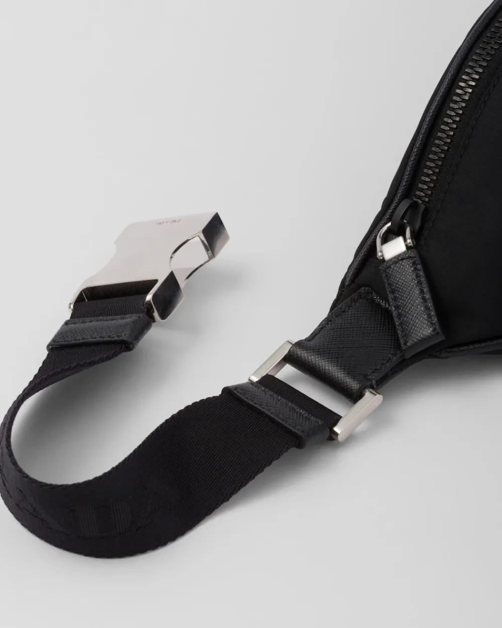 Hombre Prada COLECCIÓN MASCULINA|MOCHILAS Y RIÑONERAS^Riñonera De Re-nylon Y Piel Saffiano