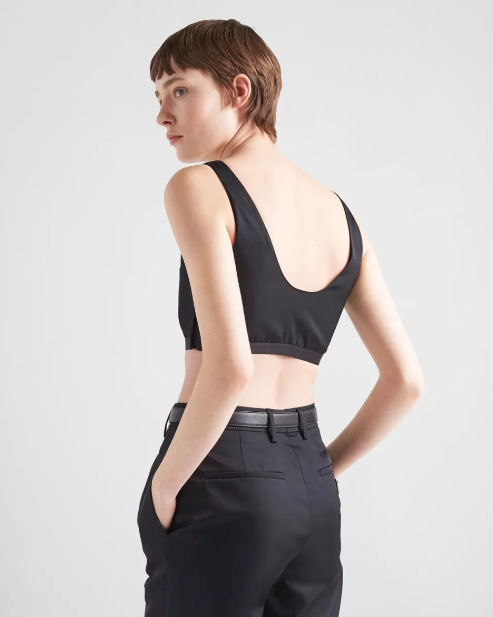 Prada COLECCIÓN FEMENINA^Top De Re-nylon