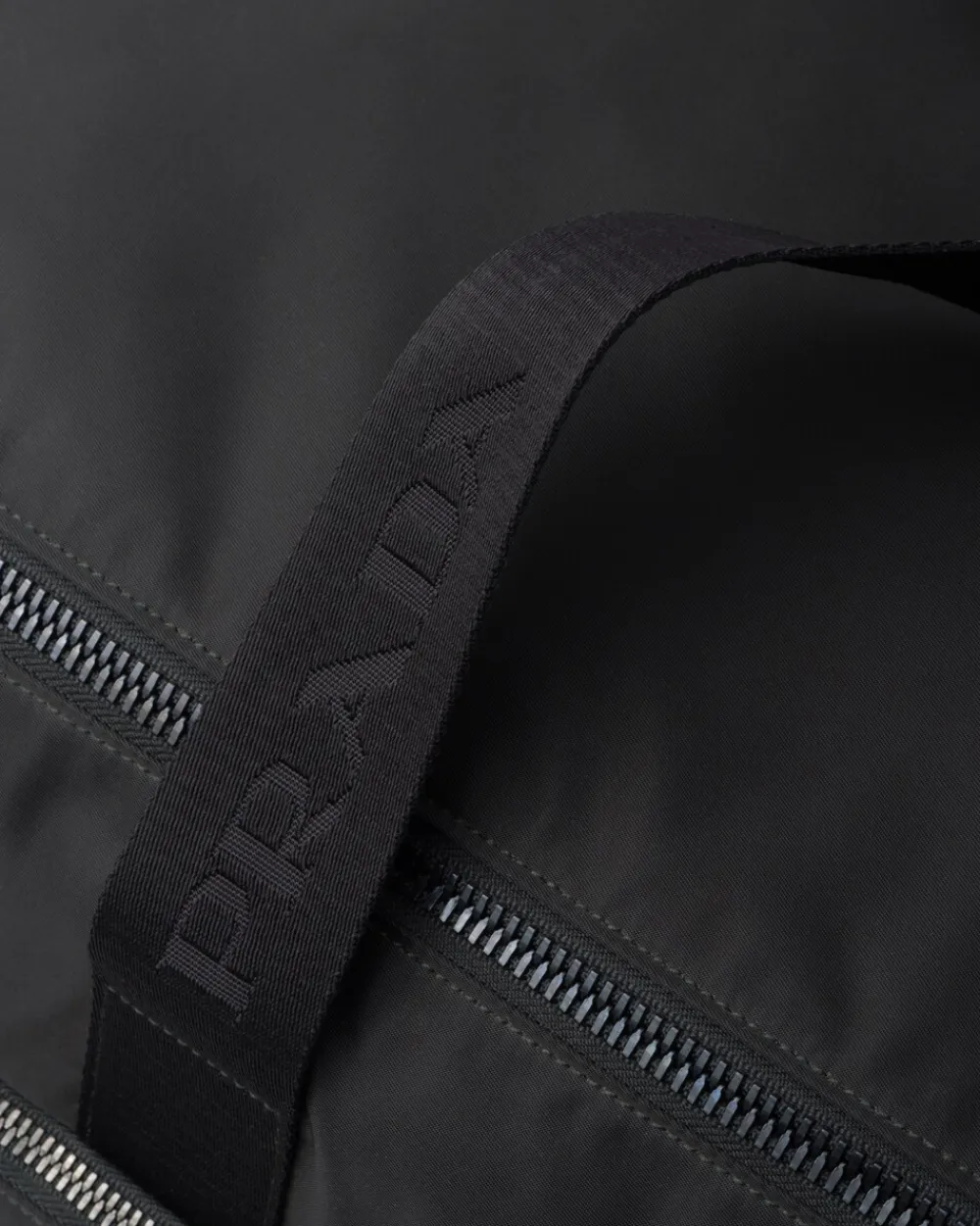 Prada COLECCIÓN MASCULINA^Trolley De Re-nylon Y Piel Saffiano