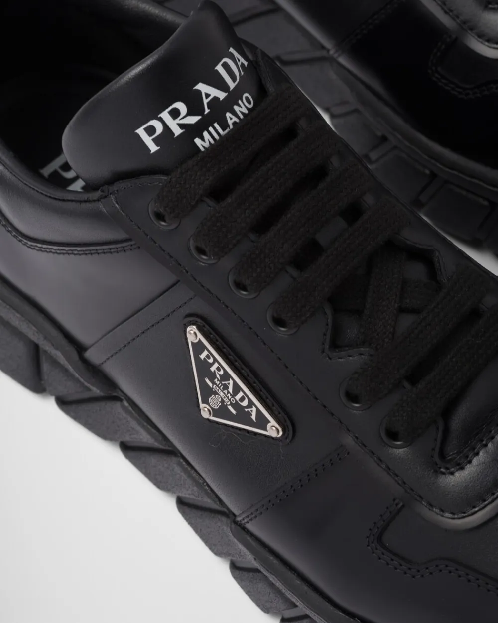 Hombre Prada ZAPATILLAS DEPORTIVAS^Zapatillas De Piel