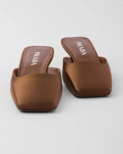 Mujer Prada PANTUFLAS Y CHINELAS^Zapatos Tipo Mules De Satén